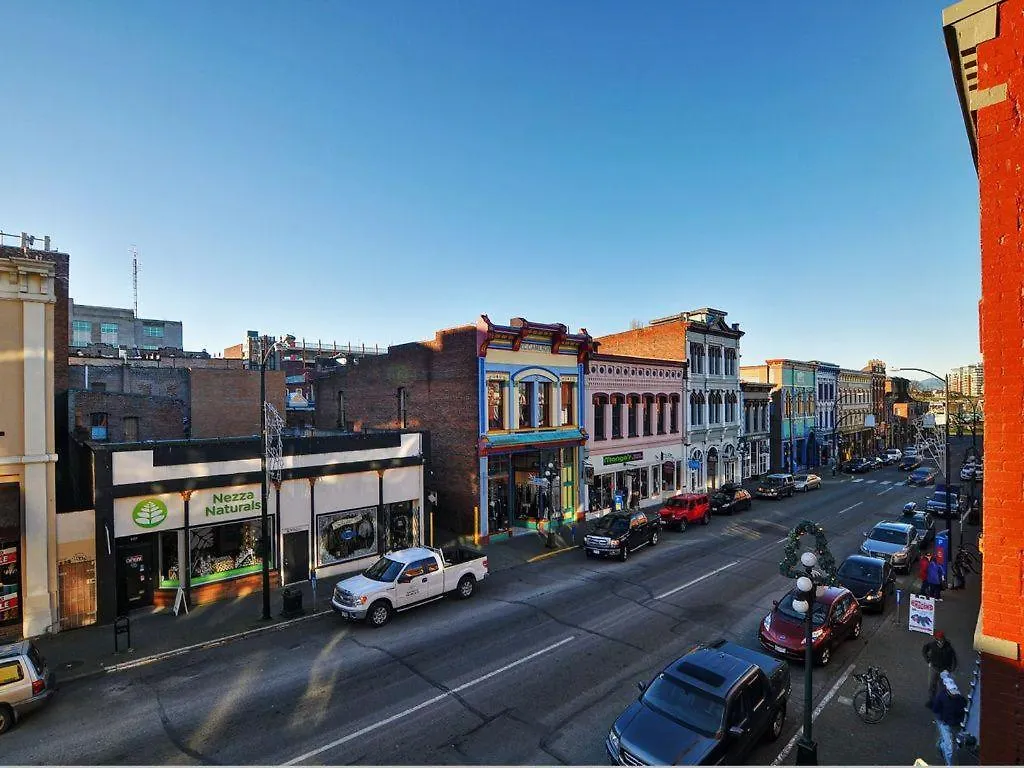 Gorgeous Luxury 2 Bedroom 2 Bath Condo In Old Town Victoria Kanada