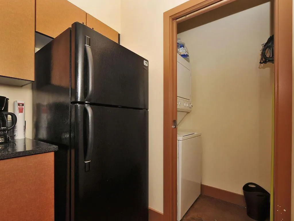 Gorgeous Luxury 2 Bedroom 2 Bath Condo In Old Town Victoria Appartement